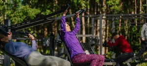 Omnigym utegymi stål med justerbara vikter. 