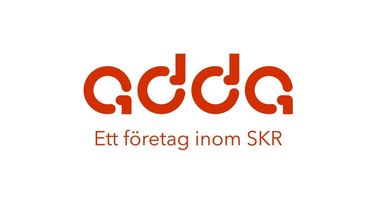 ADDA inköpscentrals logotyp – ett ramavtal där Omnigyms justerbara träningsmaskiner för utomhusbruk finns med.